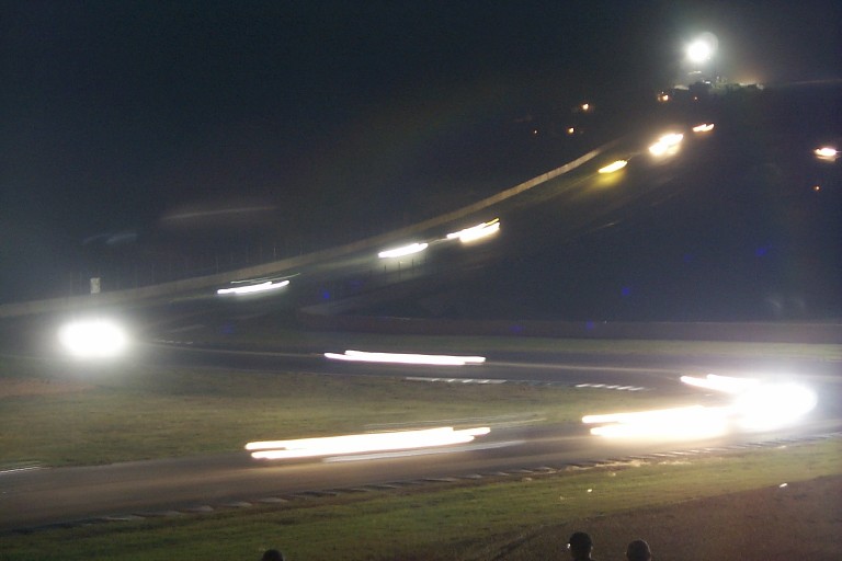 night406.jpg (57143 bytes)